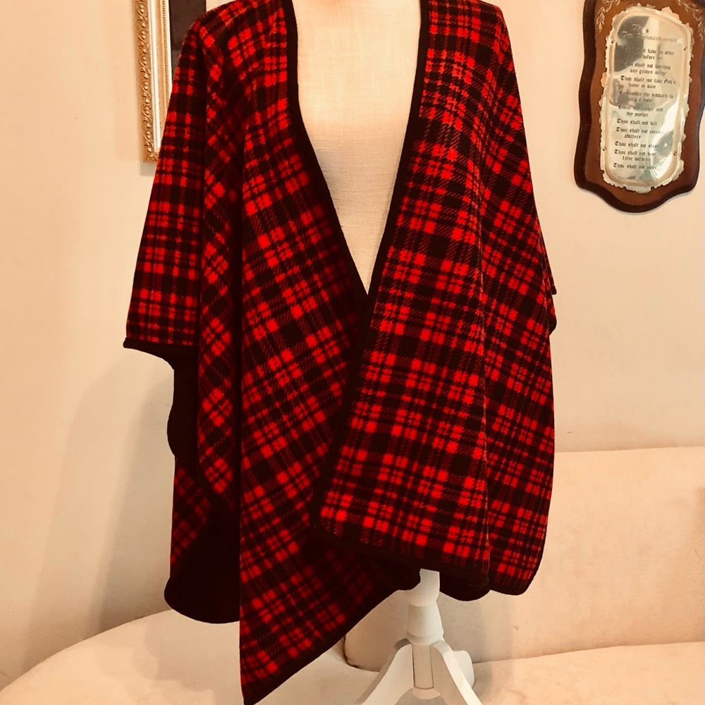 WOOLEICH PONCHO REVERSIBLE  PLAID BLANKET CAPE RED BLACK